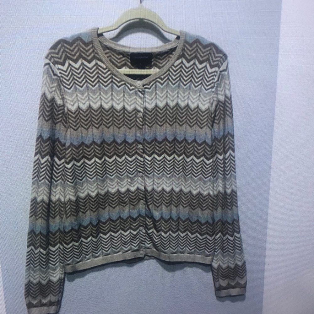Chevron Patterned Sweater - Brown and Blue